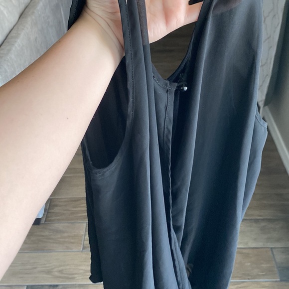 Black t shirt open back - Picture 6 of 6